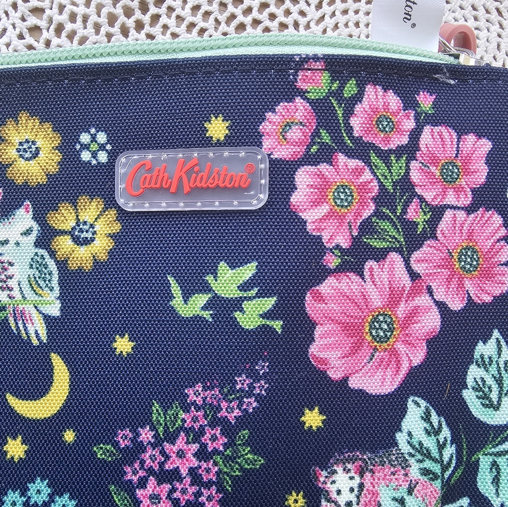Cath Kidston Magical Woodland Voyage Travel Toiletry Make-Up Bag New - Picture 6 of 8